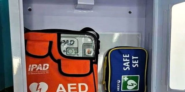 Δωρεά απινιδωτή στο σχολικό συγκρότημα Πάστρας