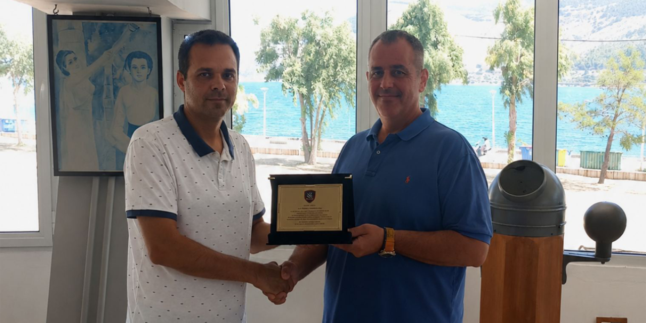 Τιμητική βράβευση του Πλοιάρχου ΛΣ Αθανάσιου Σιούτη από την ΕΠΛΣΚΙ