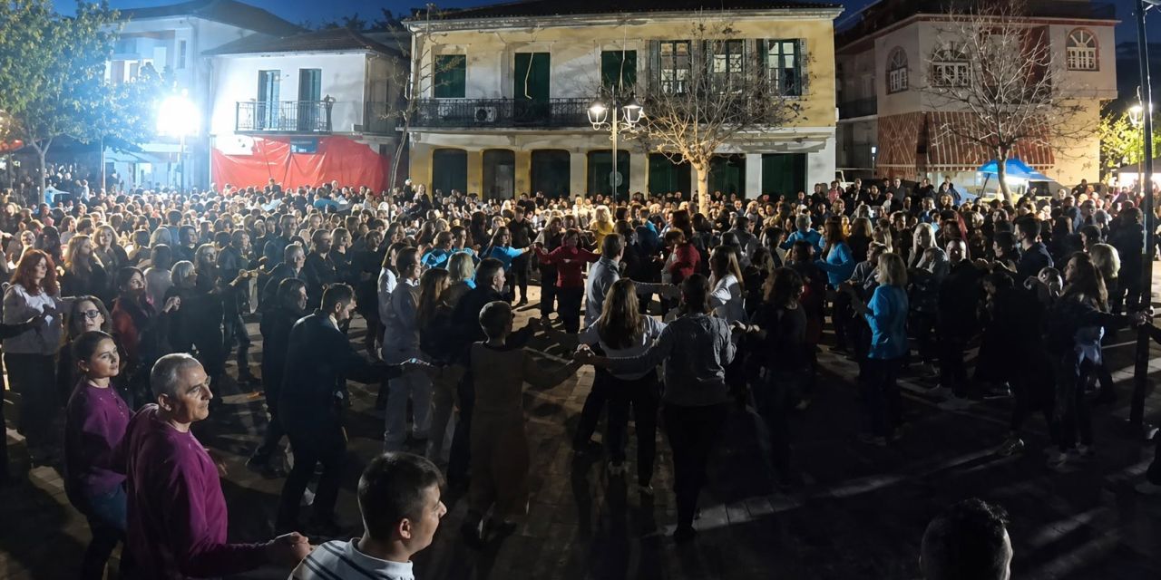 Ο Π.Σ. «ΧΟΡΟΡΙΖΕΣ» παρευρέθηκε στο 3ο Αντάμωμα χορευτικών Συλλόγων στη Βόνιτσα