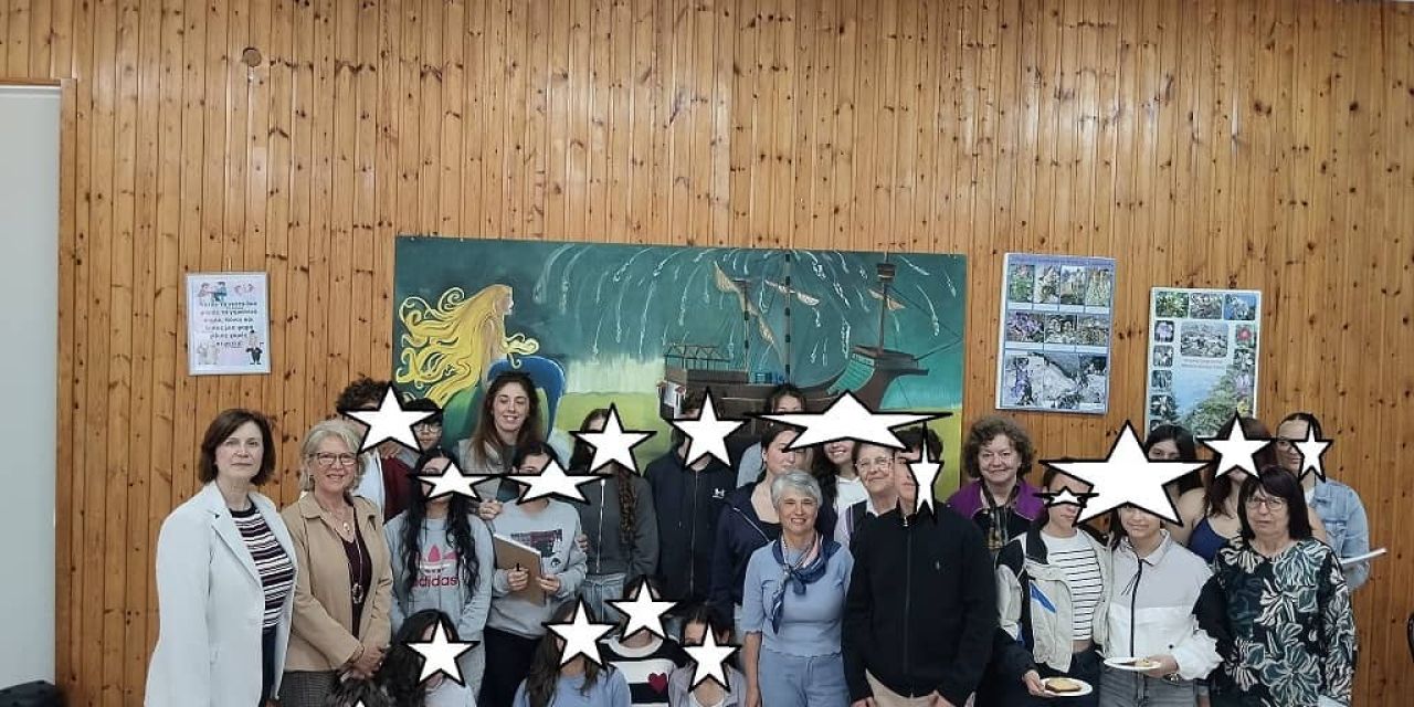 Επίσκεψη του 2ου Γυμνασίου Αργοστολίου στο ΚΑΠΗ Αργοστολίου