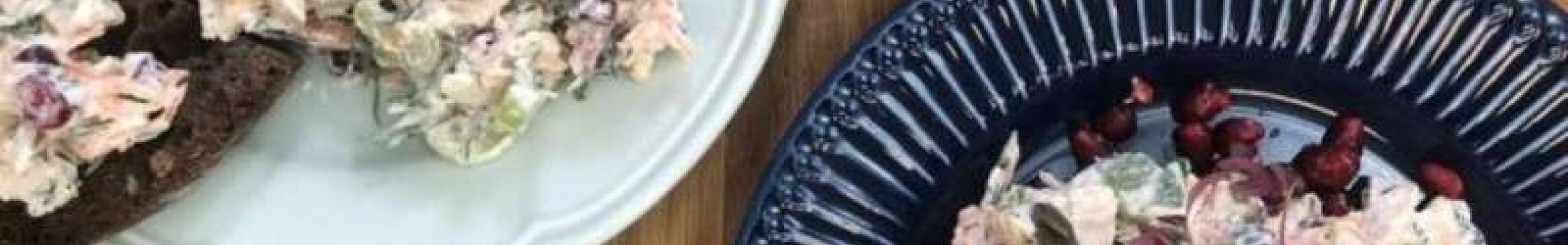 Γρήγορη και εύκολη κοτοσαλάτα με γιαούρτι από την Αργυρώ Μπαρμπαρίγου