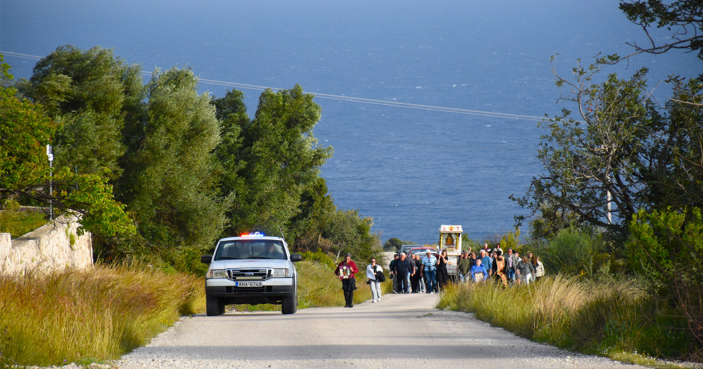 Με κατάνυξη η μεταφορά της Παναγίας των Σισσίων στα Βλαχάτα